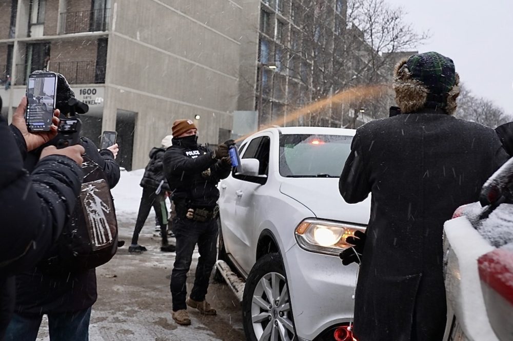 Federal agents use pepper spray on crowd in Somali neighborhood of Minneapolis amid Trump crackdown