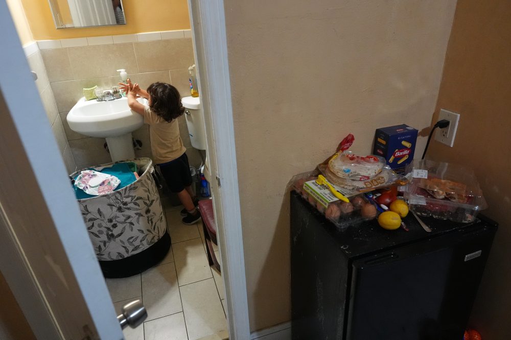Photos of families who set off on migration journeys and found themselves torn apart