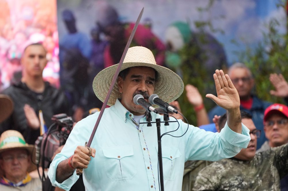 Putin offers ‘solidarity’ for Venezuelan people as tensions mount between Maduro and US