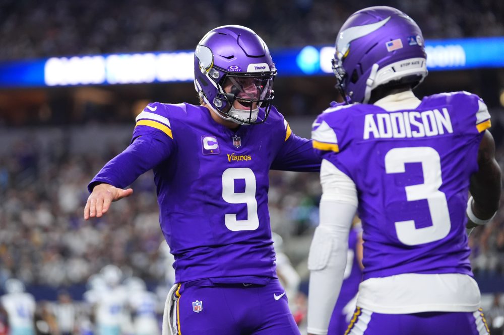J.J. McCarthy and the Vikings severely damage Cowboys’ playoff hopes, beating Dallas 34-26