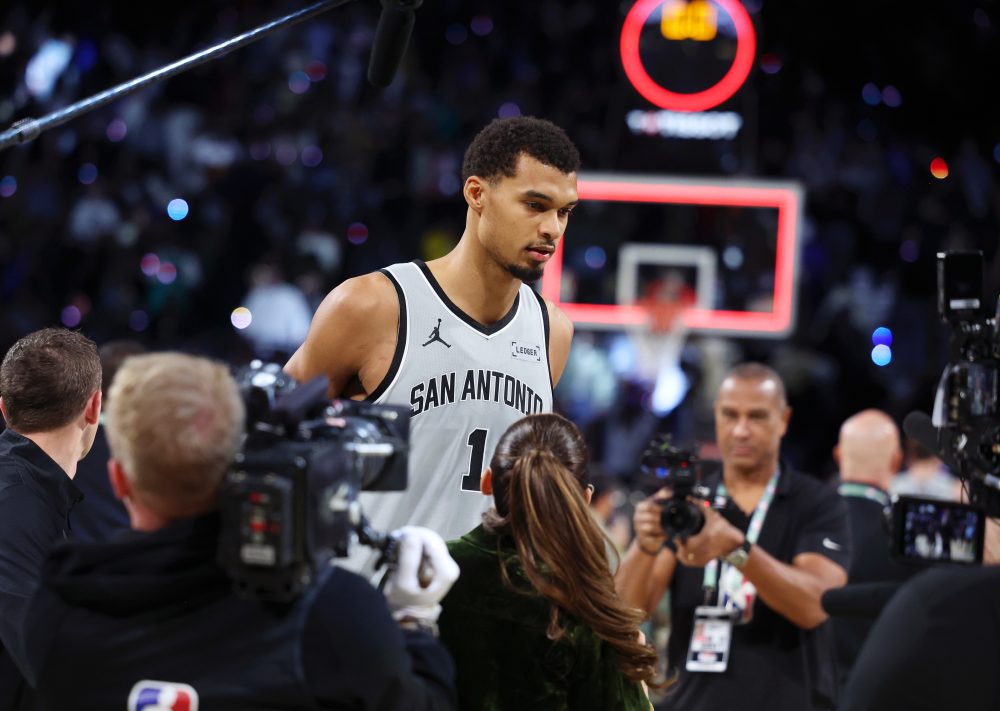 Knicks and Spurs to meet in Tuesday’s NBA Cup final for trophy, bragging rights and cash