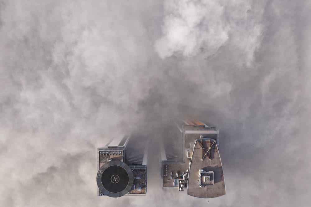 Schools told to keep children inside as polluted fog envelops Bosnian capital