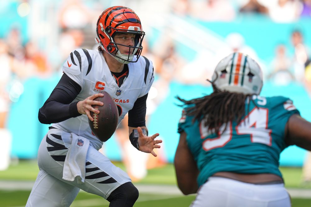 Joe Burrow throws for 309 yards and 4 TDs as Bengals rout Dolphins 45-21