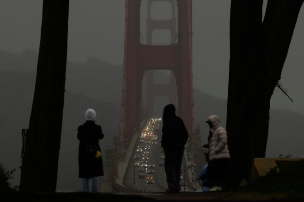 Southern California drivers urged to reconsider Christmas travel as heavy rain and winds roll in