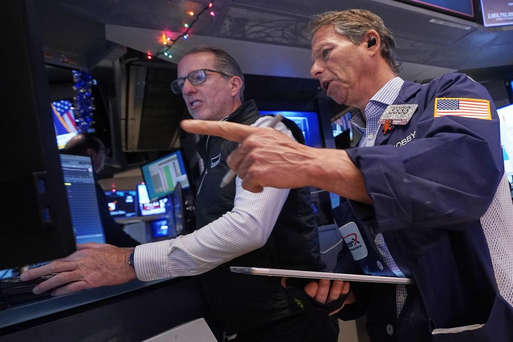 Asian shares trade mixed with some  exchanges closed ahead of the New Year