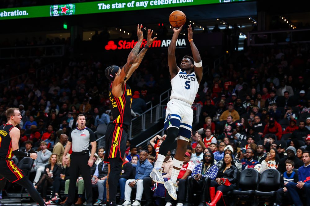 ‘Ant-Man’ Edwards leaves bench late in loss for 2nd early exit from a Timberwolves game in 1 week