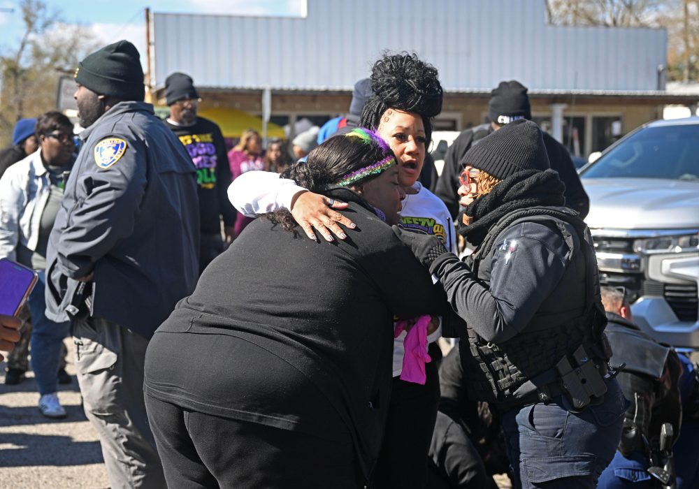 Teenagers charged in Louisiana parade shootings that injured child, 4 others