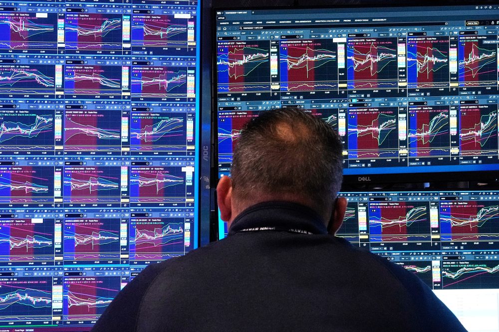 Falling tech stocks and a plunge for bitcoin hit Wall Street