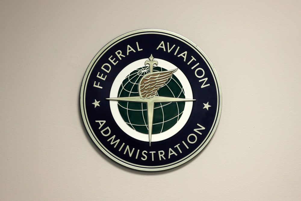 FAA closes airspace around El Paso, Texas, for 10 days, grounding all flights