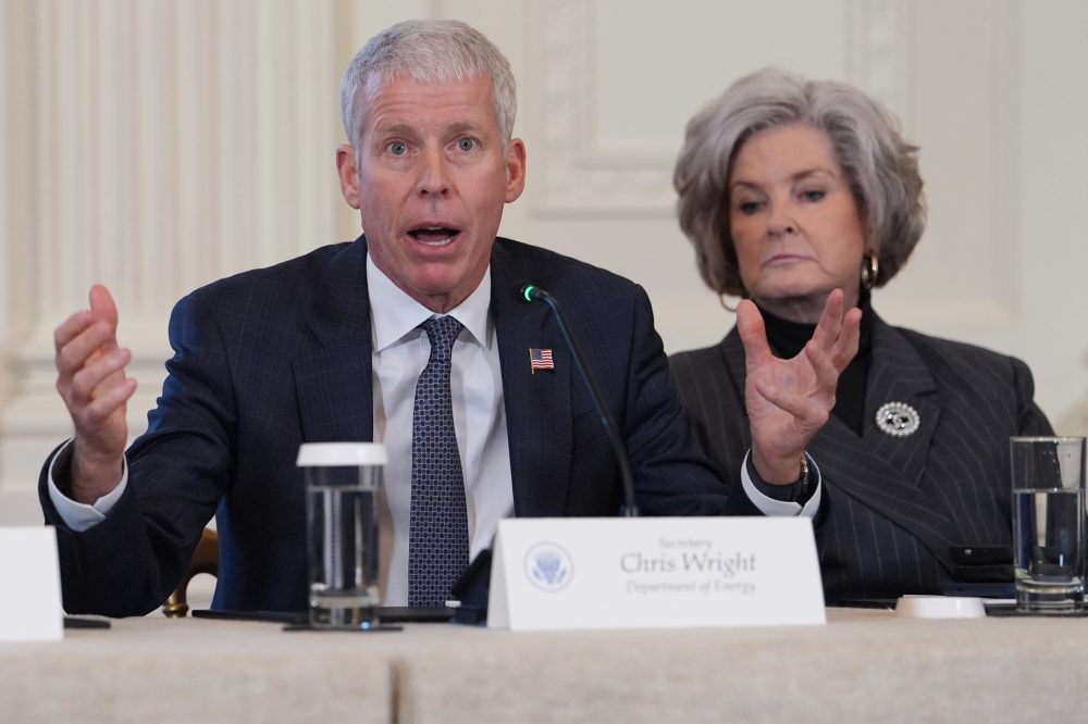 US Energy Secretary Chris Wright visits Venezuela to assess oil industry overhaul