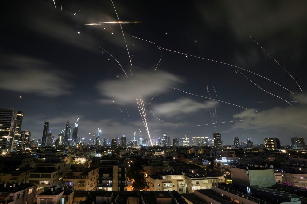 2 Israelis charged with using classified military information to place bets