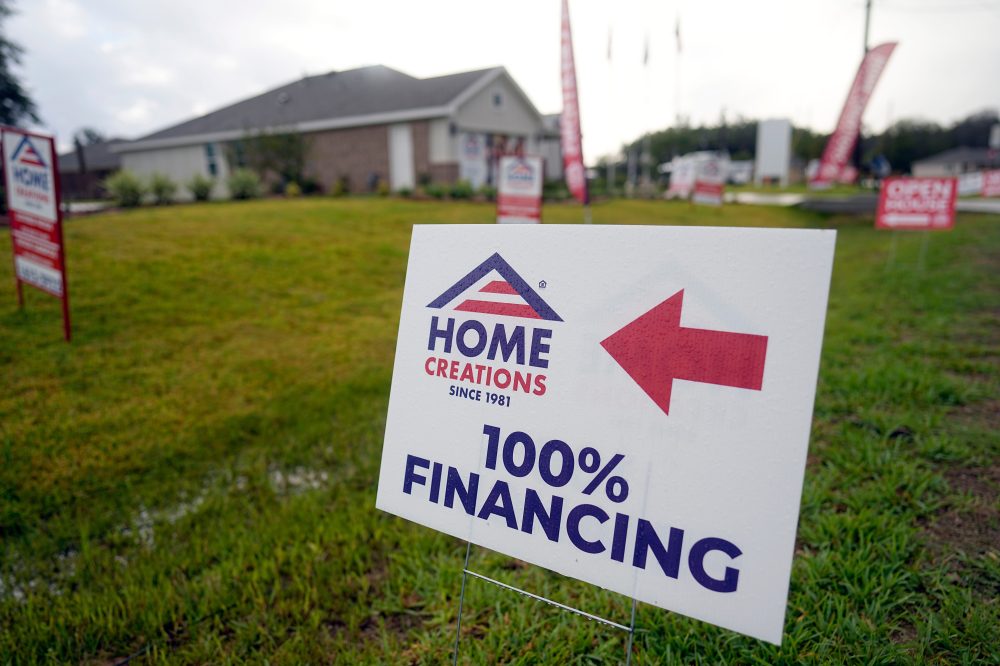 US homes sales fell sharply in January, even as mortgage rates continued to ease