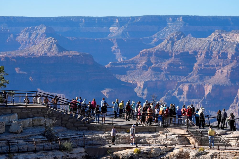 Trump nominates a hospitality executive to lead the National Park Service