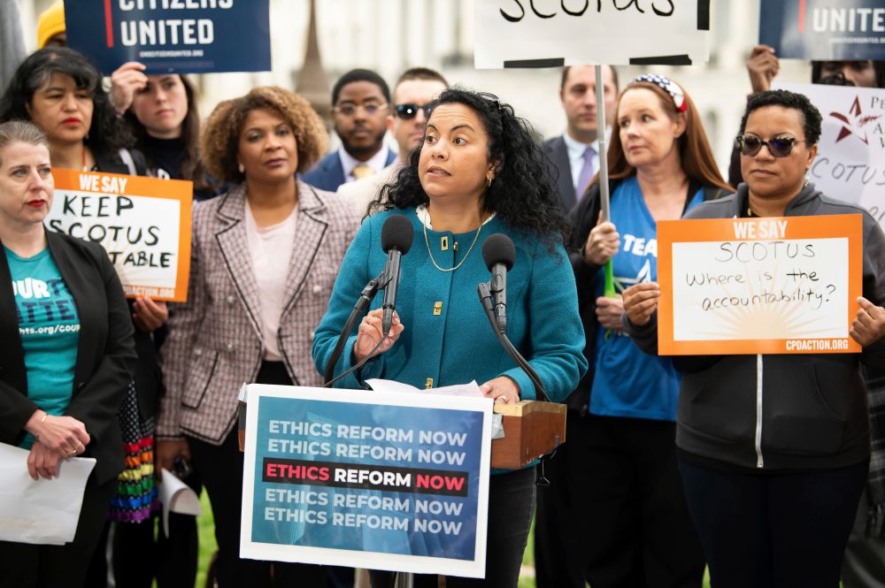 Analilia Mejia, progressive ally of Bernie Sanders, wins special New Jersey House primary