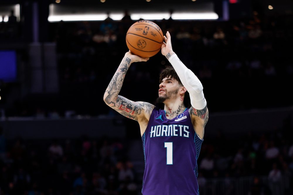 Charlotte’s LaMelo Ball not injured after 2-car crash in downtown Charlotte, AP source says