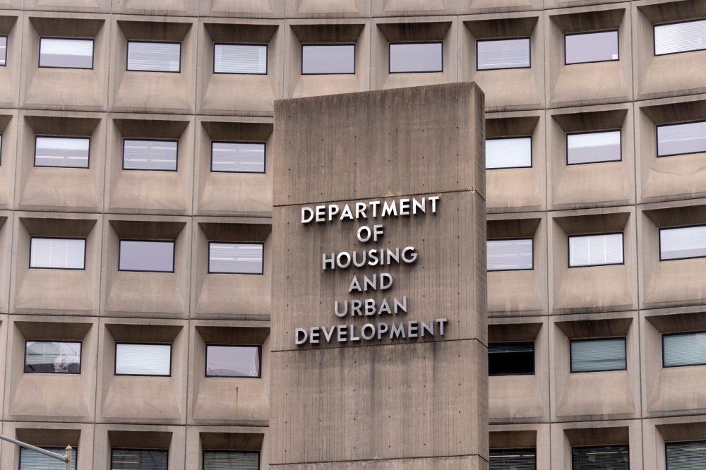 HUD proposes rule that would force noncitizens from public housing