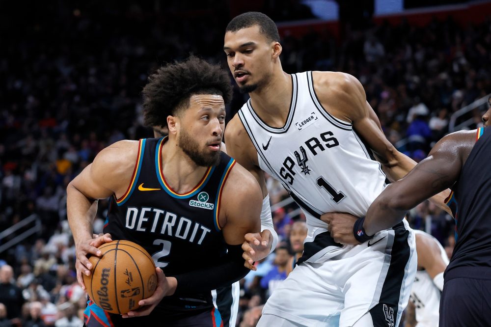 Tempers flare in Spurs-Pistons game in a matchup of 2 of NBA’s top teams
