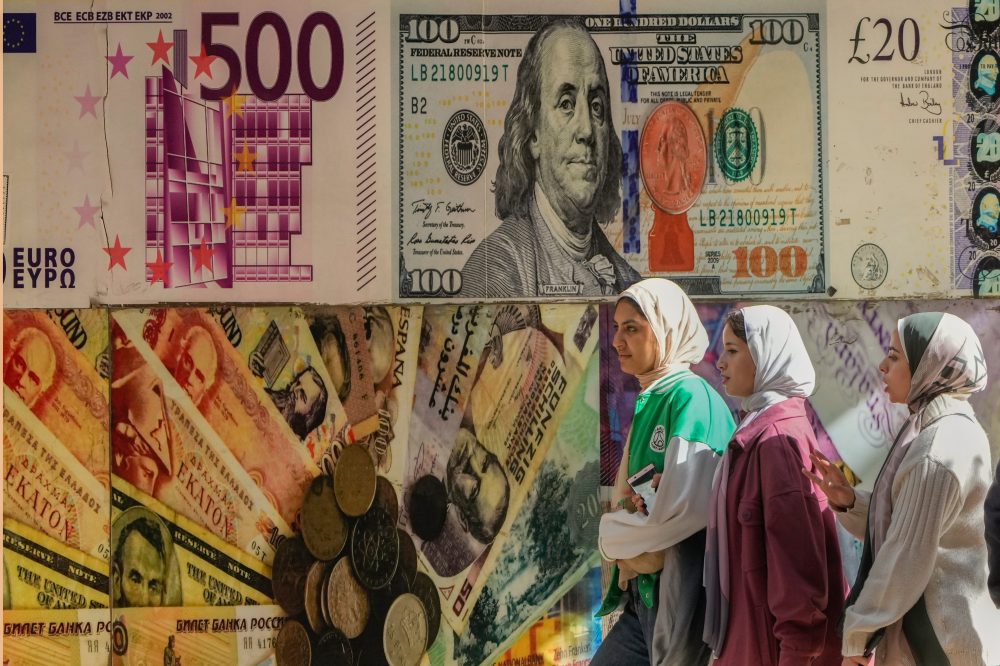 IMF says it is releasing $2.3 billion to Egypt after reforms help to stabilize the economy