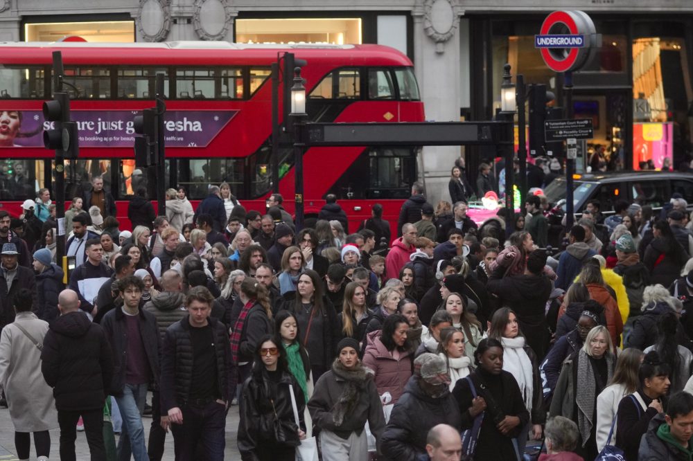 Works to pedestrianize a key stretch of London’s Oxford Street will start this summer