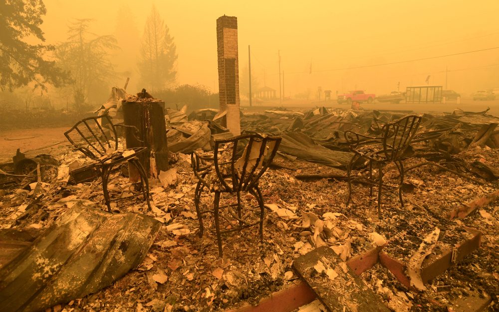 Oregon jury orders PacifiCorp to pay $305M to wildfire victims in latest class-action verdict