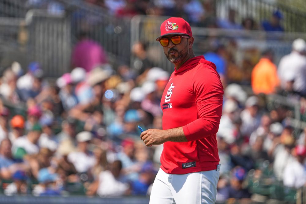 Cardinals extend manager Oliver Marmol through 2028, with a club option for 2029