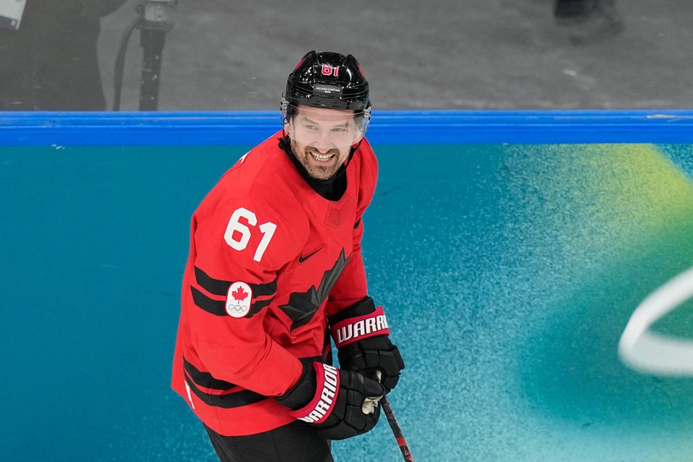 Golden Knights’ Mark Stone leaves game at Penguins with an undisclosed injury