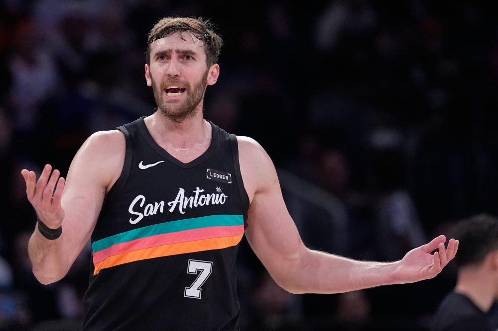 NBA player Luke Kornet calls on Hawks to cancel promotion with Magic City adult entertainment club