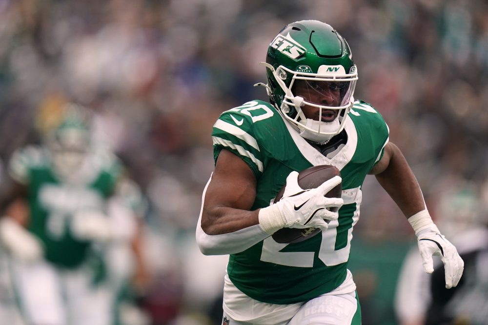 Jets place franchise tag on running back Breece Hall before the deadline