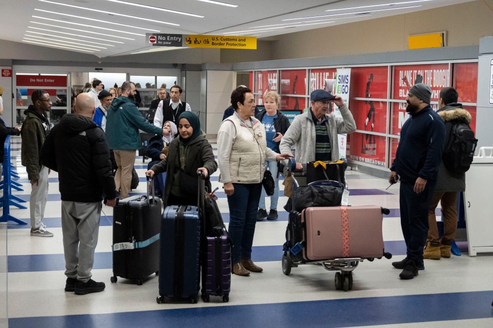 Americans stuck in the Middle East recount finding their way home with little government help