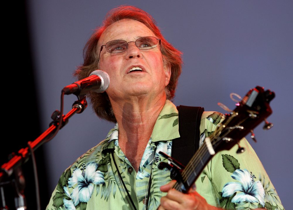 ‘Country’ Joe McDonald, ’60s rock star, proud protest counterculture icon, dies at 84
