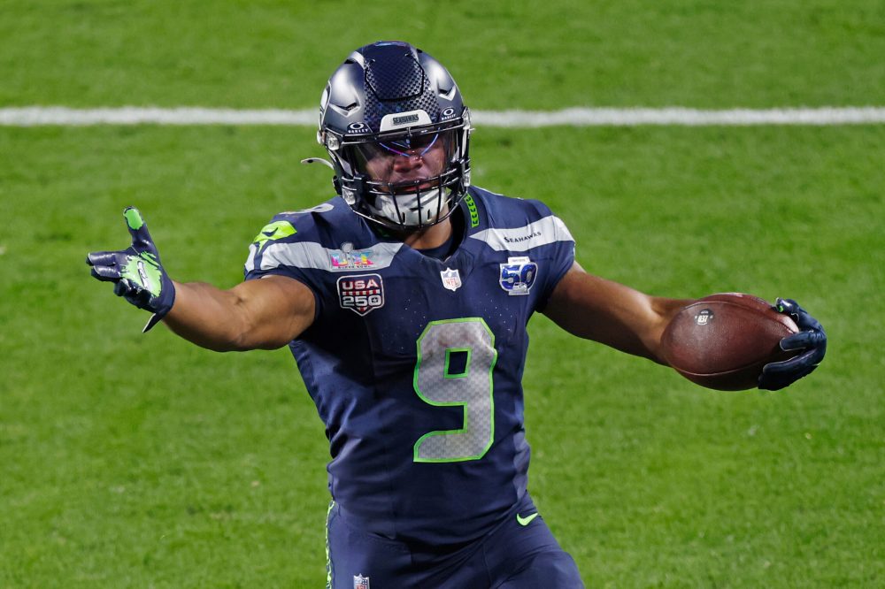 Chiefs land Super Bowl MVP Kenneth Walker on a 3-year deal worth up to $45M, AP source says