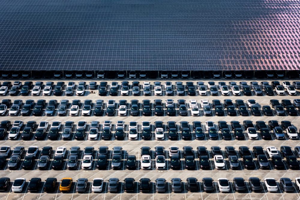 Auto sales sink in China as phase out of subsidies for trade-ins hits demand