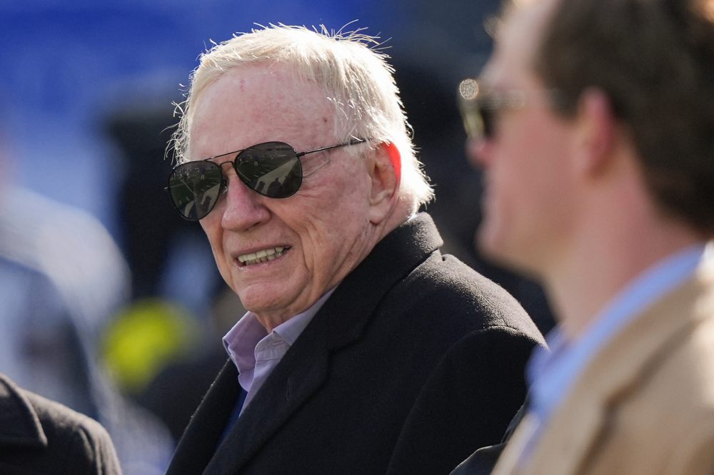 Jerry Jones doesn’t rule out Cowboys re-engaging on Maxx Crosby but doesn’t anticipate such a move