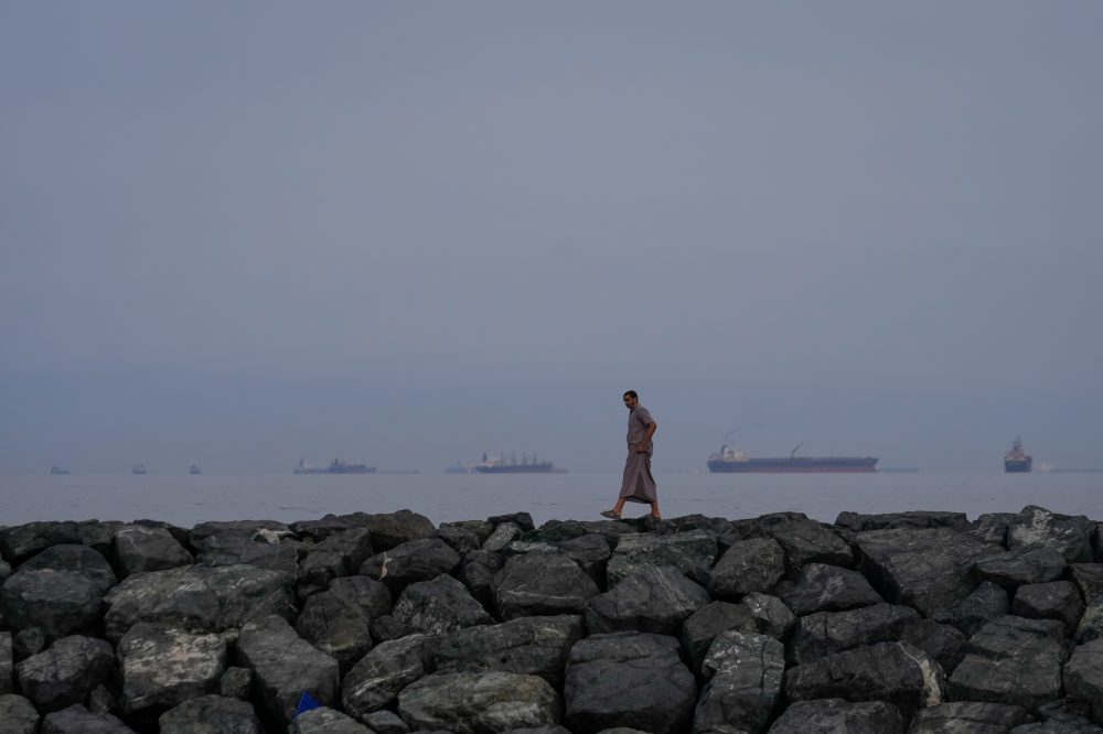US eases some Russian oil sanctions but crude prices stay high