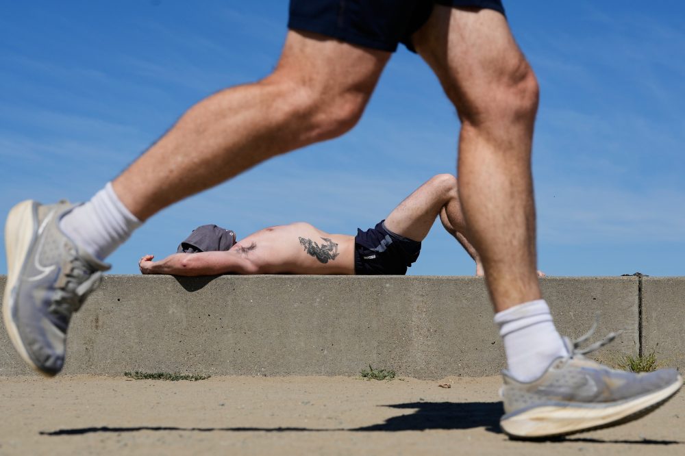 Photos show Bay Area sizzling as unseasonable warmth grips the US West