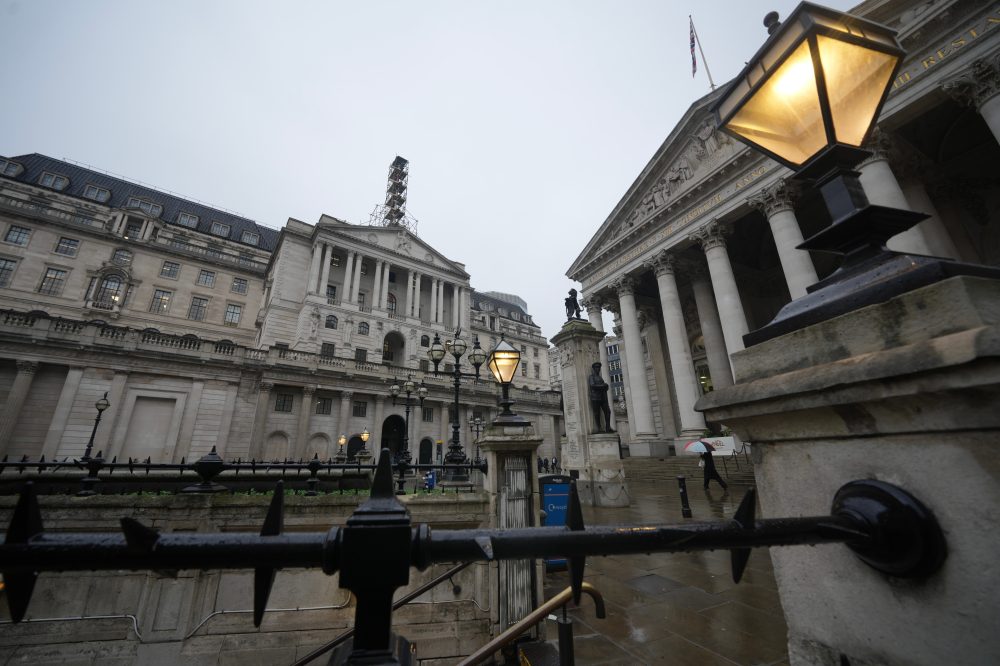 Bank of England is expected to keep main interest rate unchanged because of Iran war