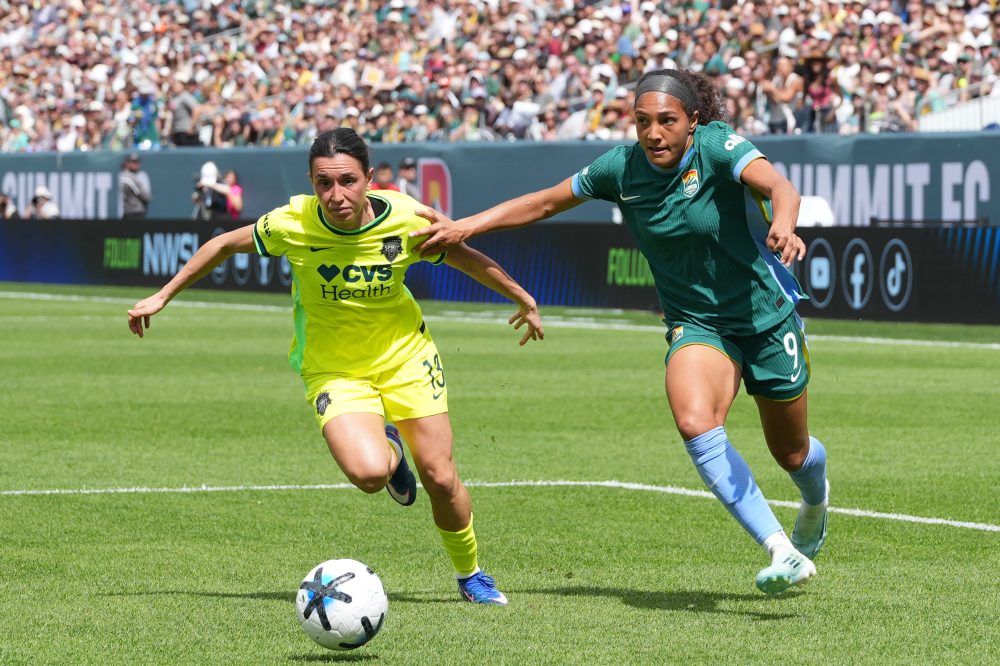 Denver Summit and Washington Spirit draw 0-0 before a record 63,004 NWSL crowd