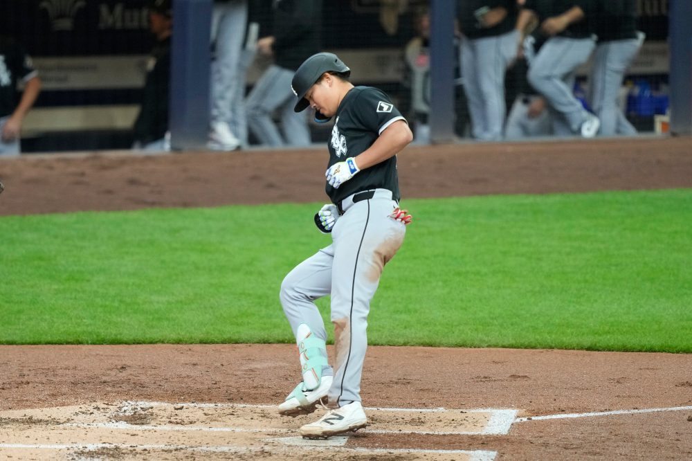 White Sox’s Murakami joins Guardians’ DeLauter in exclusive club with HRs in first 3 MLB games