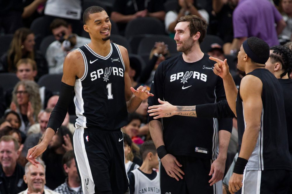 Spurs’ Wembanyama leaves game against 76ers in first half with bruised left rib