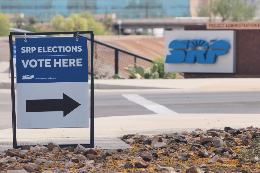 Renewable energy advocates make gains in fight over future of big Arizona power utility