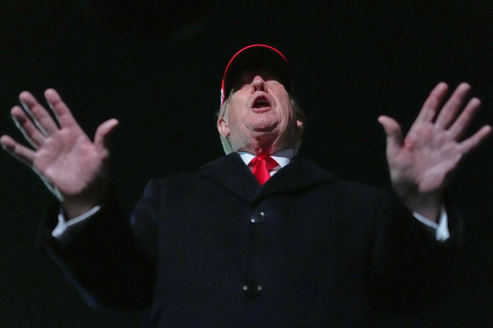 Trump lambasts Pope Leo XIV, extending feud over Iran war with first American pontiff