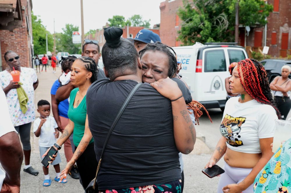 Bodycam video contradicts St. Louis police’s earlier account in fatal shooting of 17-year-old
