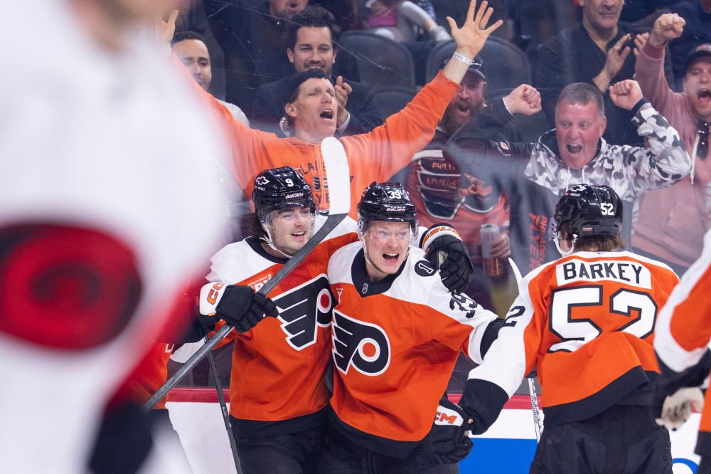 Playoff party time in Philadelphia! Flyers, fans rejoice at long-awaited return to postseason