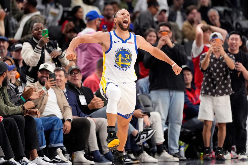 Warriors wake up the echoes of their championship past in vintage comeback win over Clippers