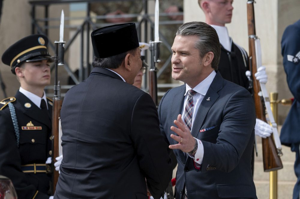 Indonesia reviews US proposal for airspace overflight access