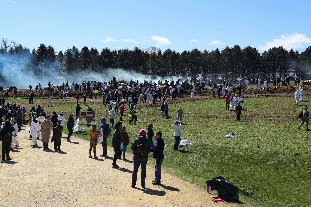 Rubber bullets, pepper spray and arrests as protesters try to storm a Wisconsin beagle lab