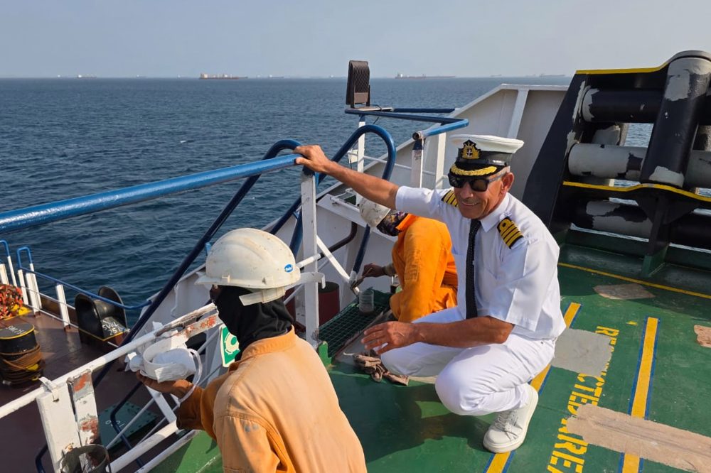 An Iraqi captain keeps sailing despite the threat of attack amid regional war