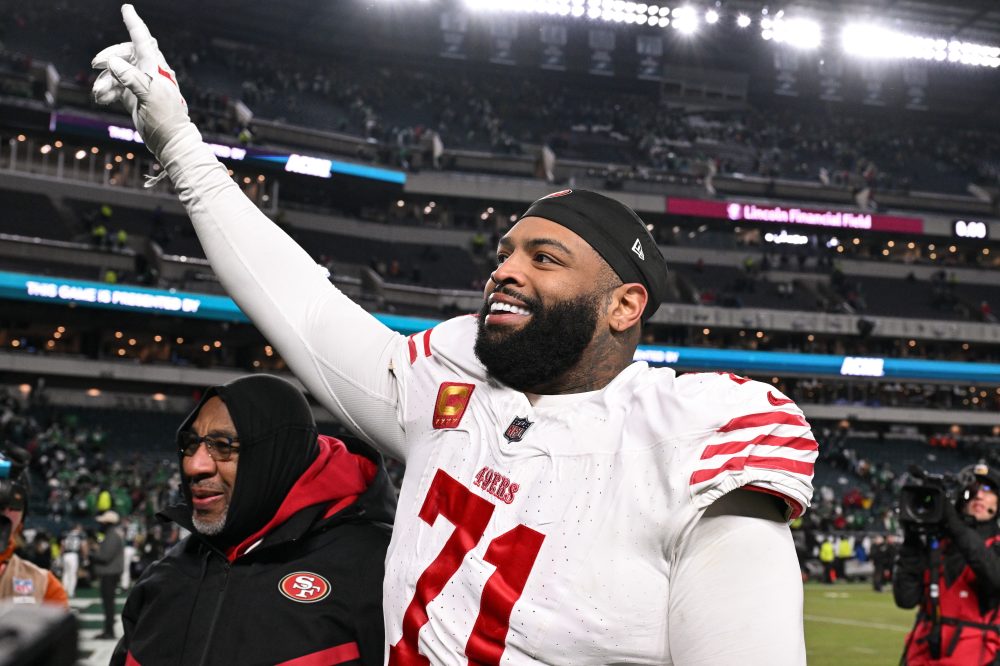 49ers agree to a 2-year, $50 million contract with star left tackle Trent Williams