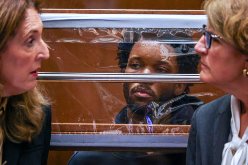 Singer D4vd’s lawyers look to make evidence against him public in killing of 14-year-old girl