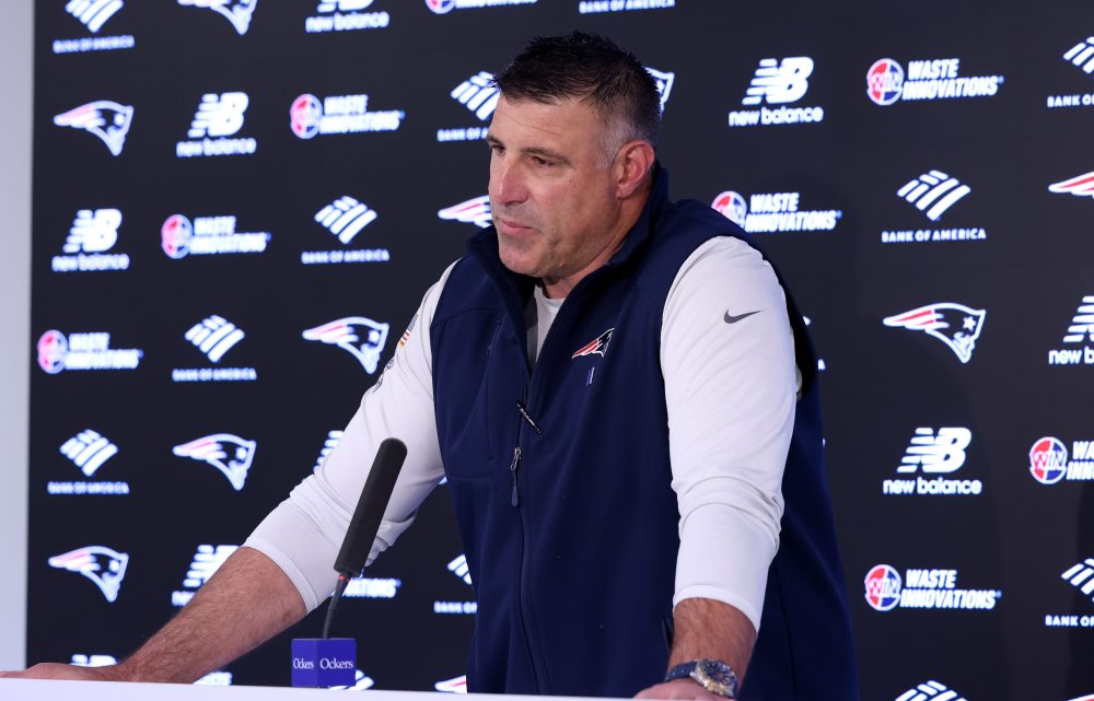 Patriots say they support Mike Vrabel’s decision to miss final day of NFL draft to seek counseling